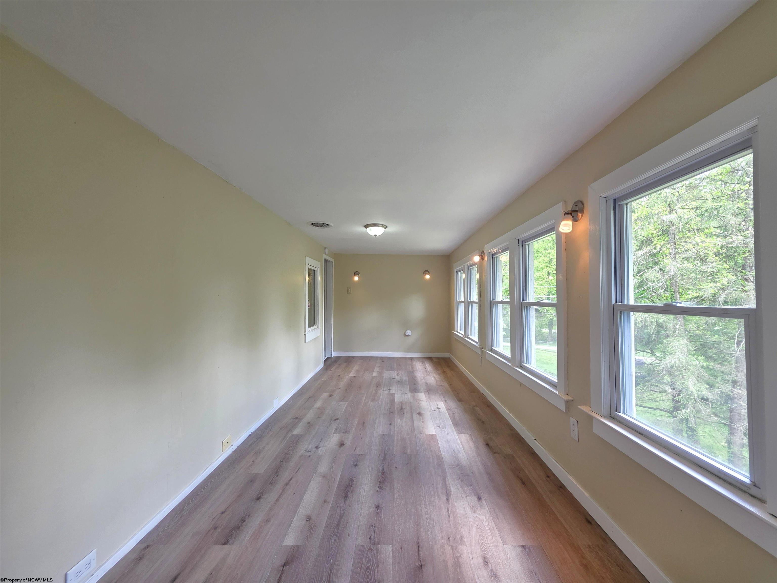 1300 Hillcrest Road Fairmont, WV 26554 - Photo 18 of 26 Gallery Image 18
