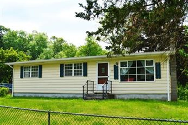 199 Parkerview Street Springfield, MA 01129 - Photo 1 of 24 Gallery Image 1
