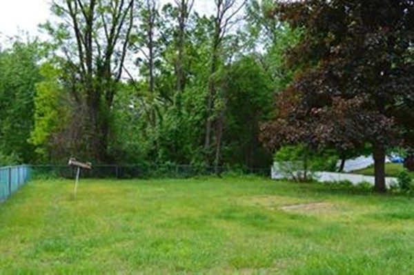 199 Parkerview Street Springfield, MA 01129 - Photo 24 of 24 Gallery Image 24