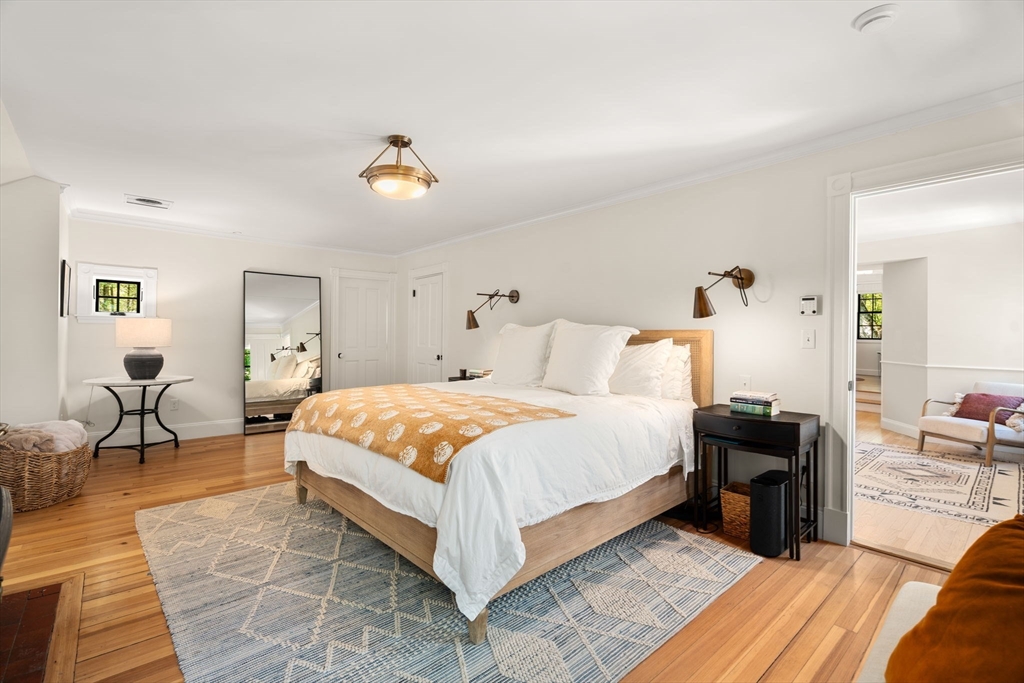 153 Ridgeway Road Weston, MA 02493 - Photo 19 of 42 Gallery Image 19