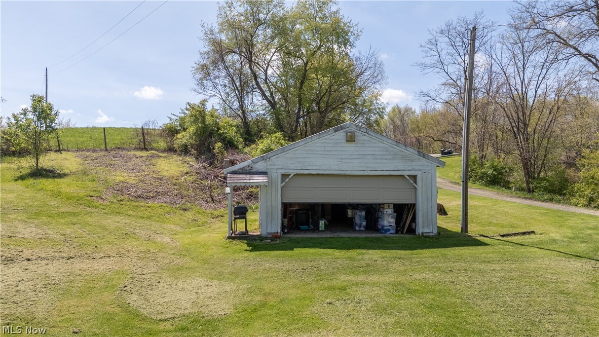 79405 Freeport Tippecanoe Road Tippecanoe, OH 44699 - Photo 9 of 42 Gallery Image 9