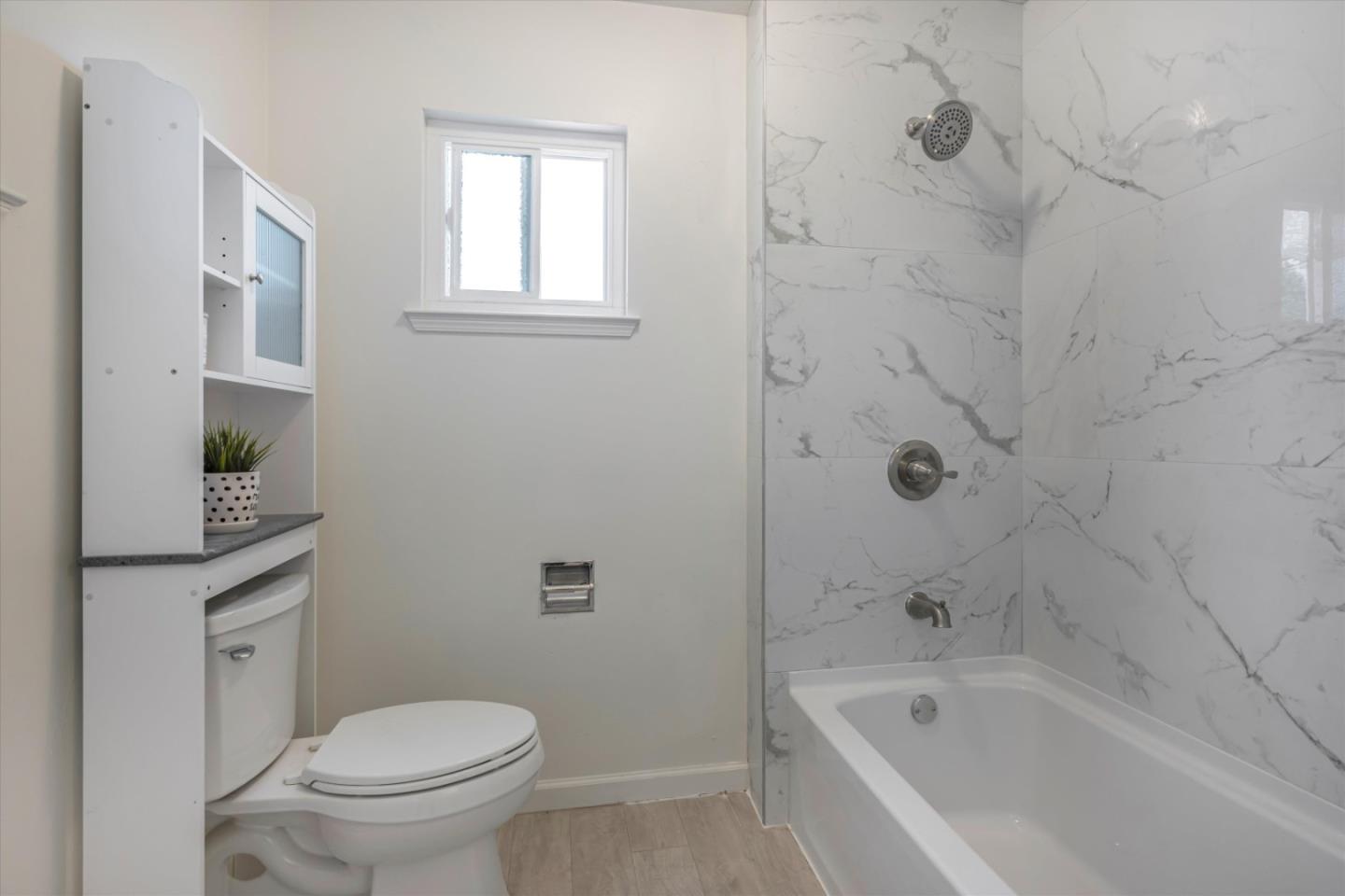 17114 Rolando Avenue Castro Valley, CA 94546 - Photo 26 of 32 Gallery Image 26