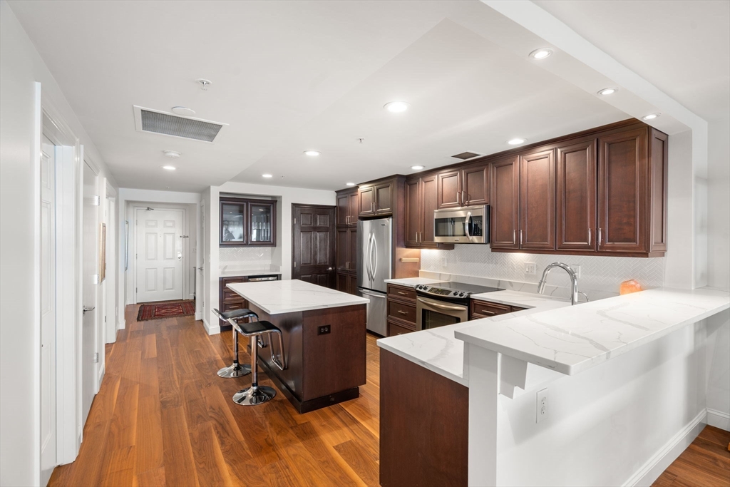 197 8th Street, Unit PH19 Boston, MA 02129 - Photo 11 of 40