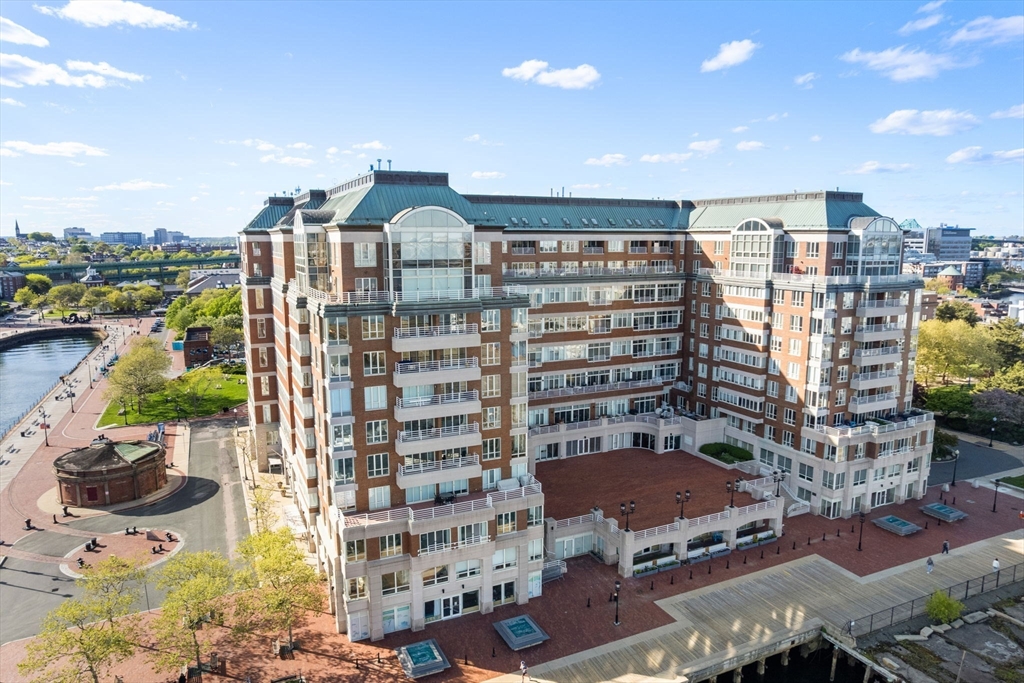 197 8th Street, Unit PH19 Boston, MA 02129 - Photo 28 of 40