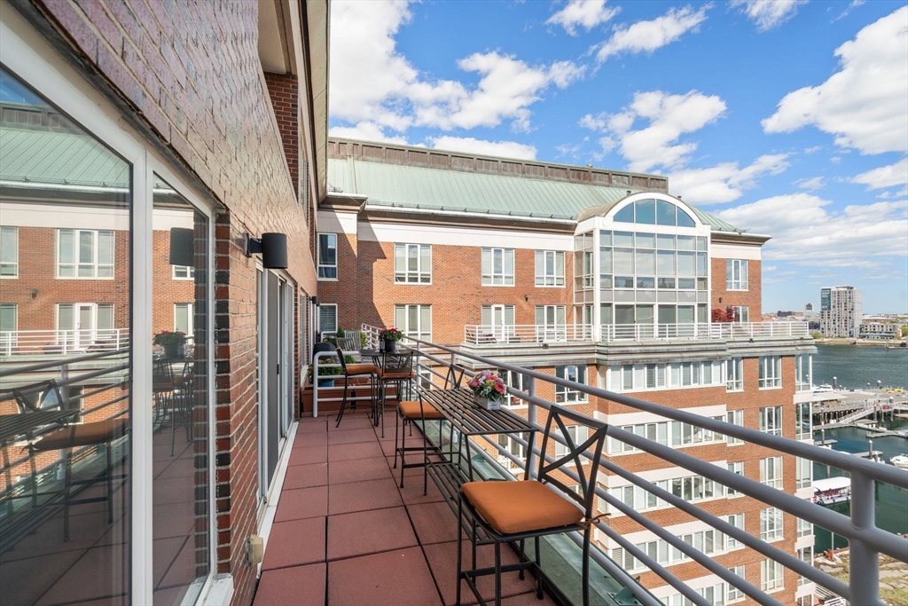 197 8th Street, Unit PH19 Boston, MA 02129 - Photo 7 of 40
