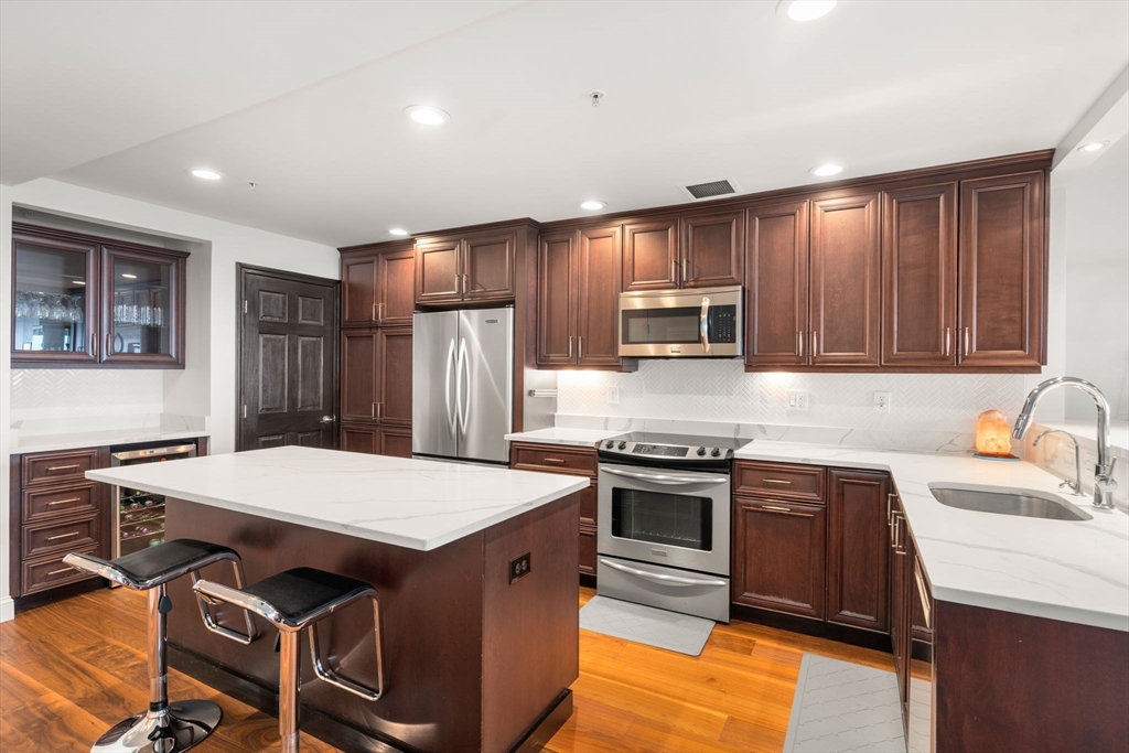 197 8th Street, Unit PH19 Boston, MA 02129 - Photo 9 of 40