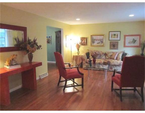 11 Arnold Road Framingham, MA 01701 - Photo 13 of 30 Gallery Image 13
