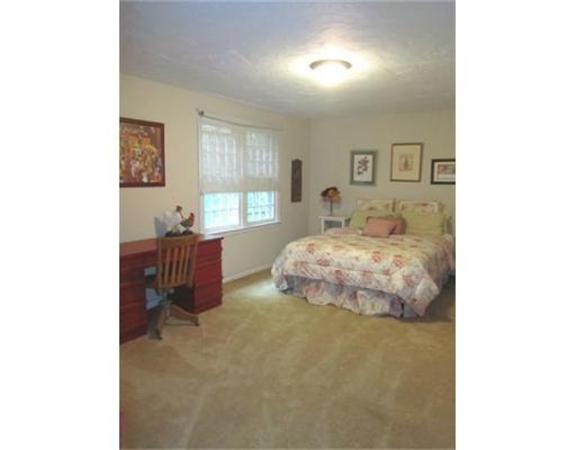 11 Arnold Road Framingham, MA 01701 - Photo 21 of 30 Gallery Image 21