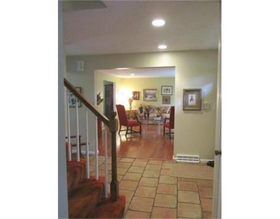 11 Arnold Road Framingham, MA 01701 - Photo 29 of 30 Gallery Image 29