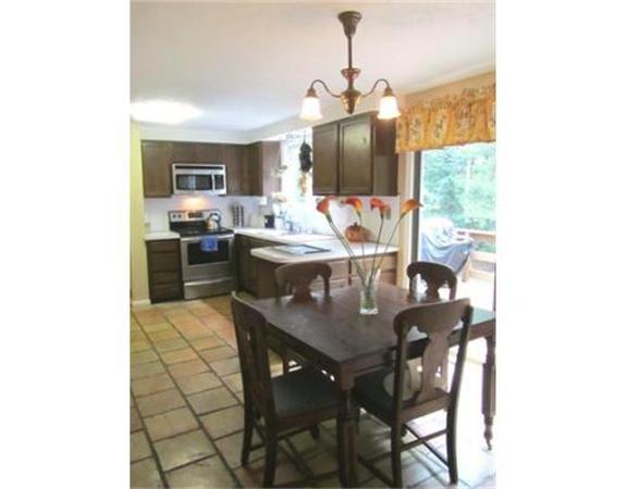 11 Arnold Road Framingham, MA 01701 - Photo 6 of 30 Gallery Image 6