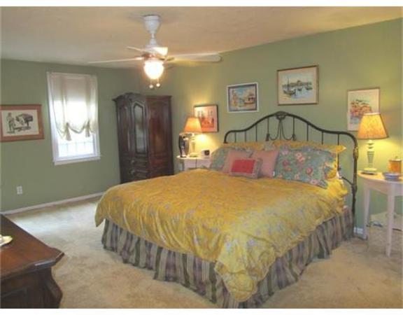 11 Arnold Road Framingham, MA 01701 - Photo 8 of 30 Gallery Image 8