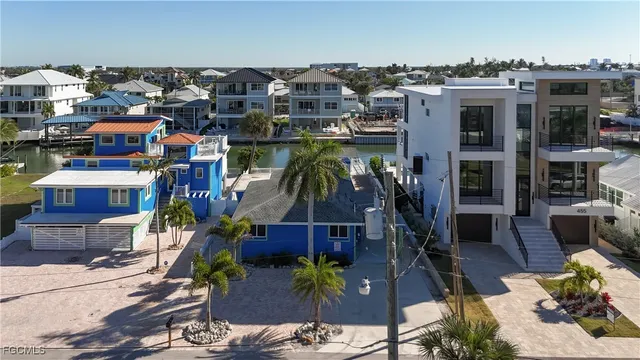 $949,000 | 453 Palermo Circle, Fort Myers Beach, FL 33931