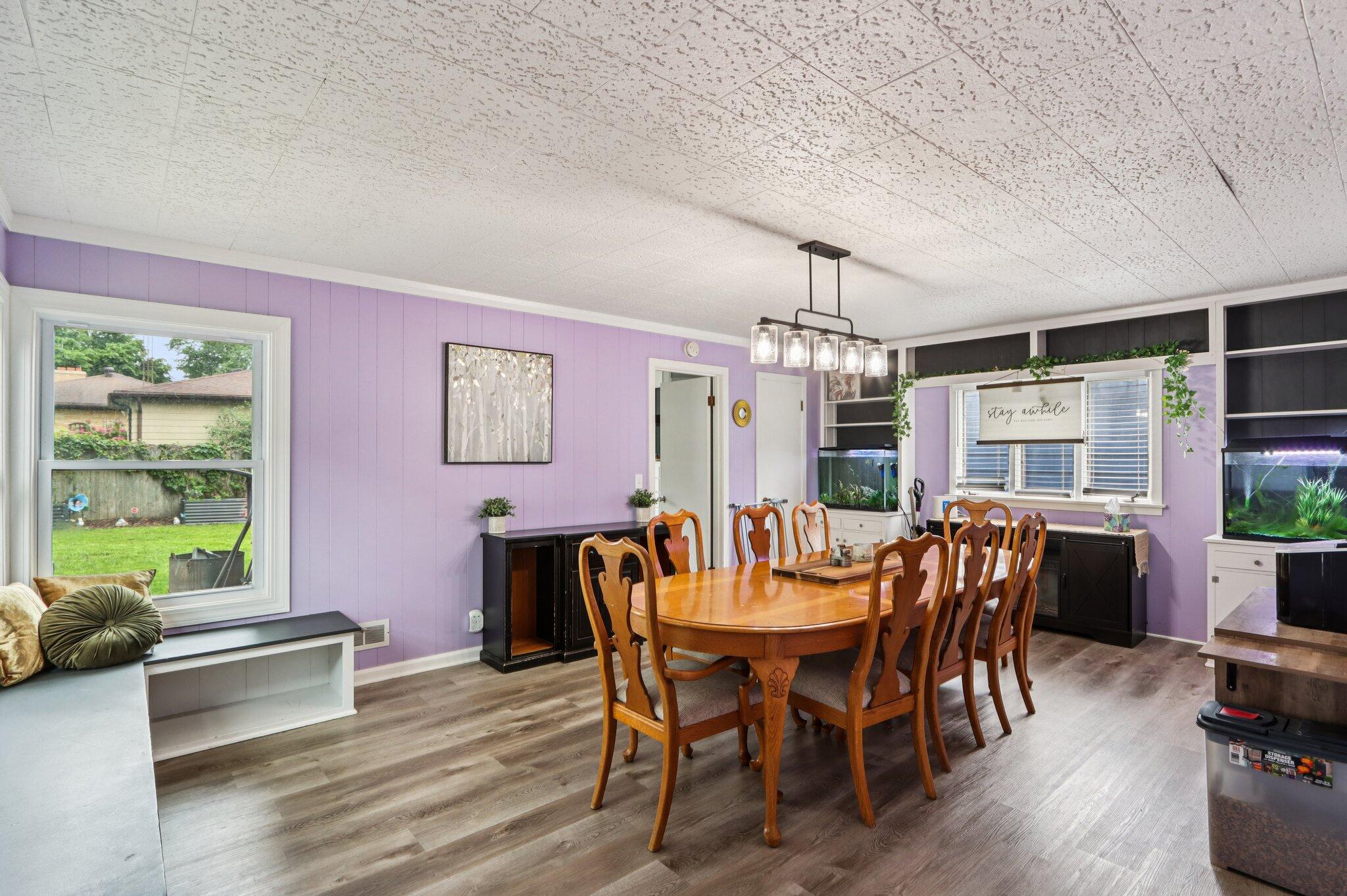 1104 Lathrop Avenue Racine, WI 53405 - Photo 7 of 22 10-web-or-mls-Lathrop Ave-S2606-010