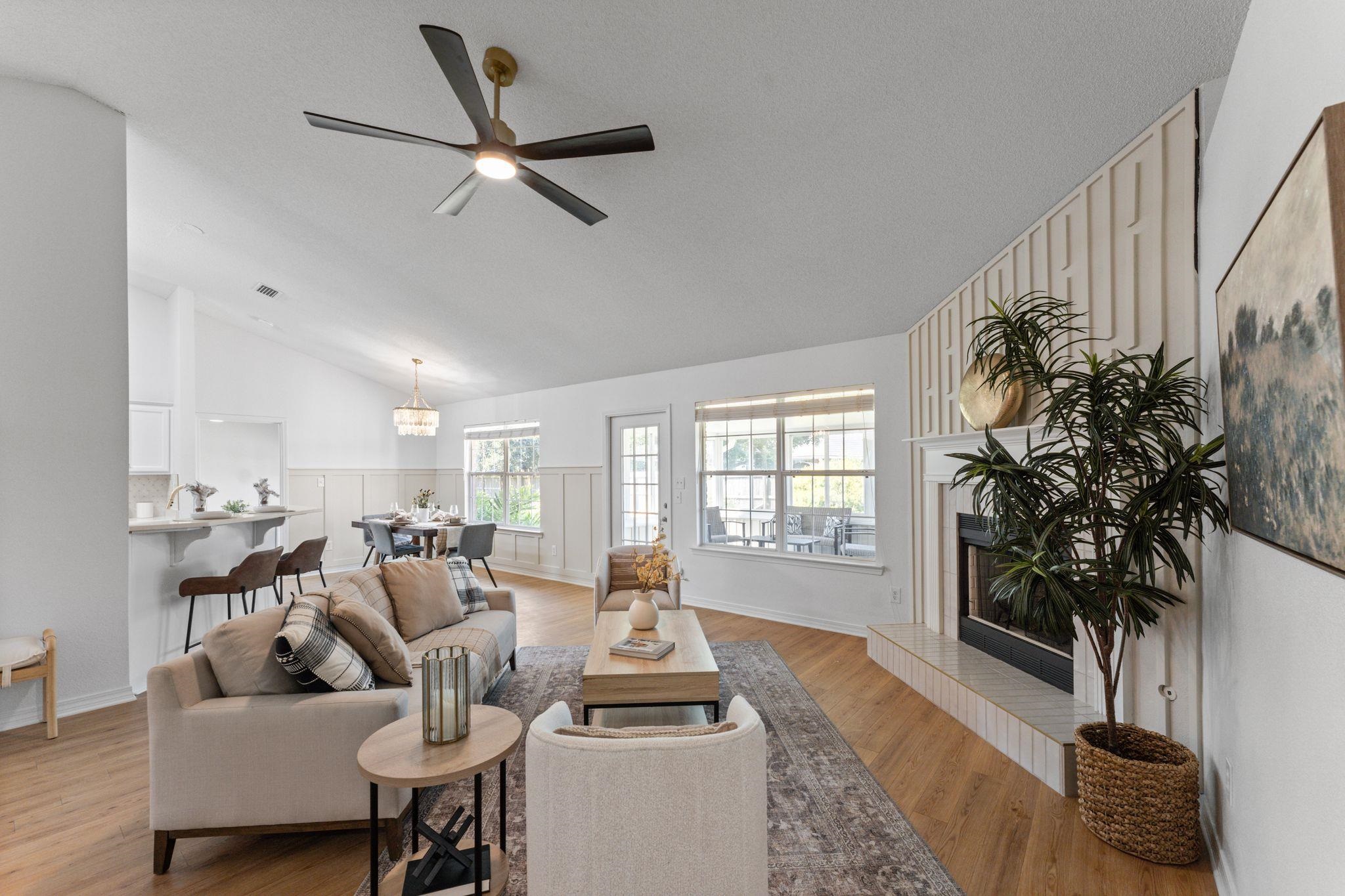 17057 Count Court Fairhope, AL 36532 - Photo 9 of 40 Living Room