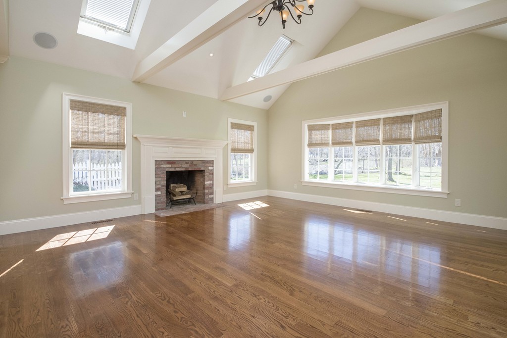 54 Rendezvous Lane Barnstable, MA 02630 - Photo 9 of 20 Gallery Image 9