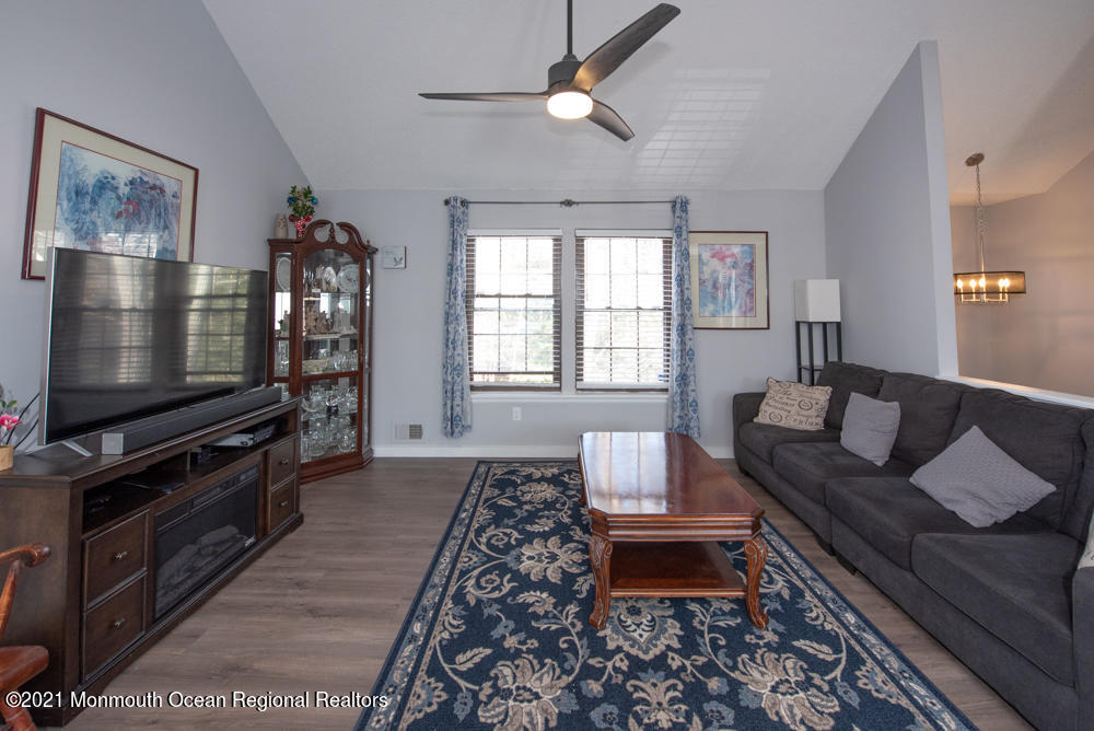 116 Azalea Circle Jackson, NJ 08527 - Photo 12 of 32 jt-15