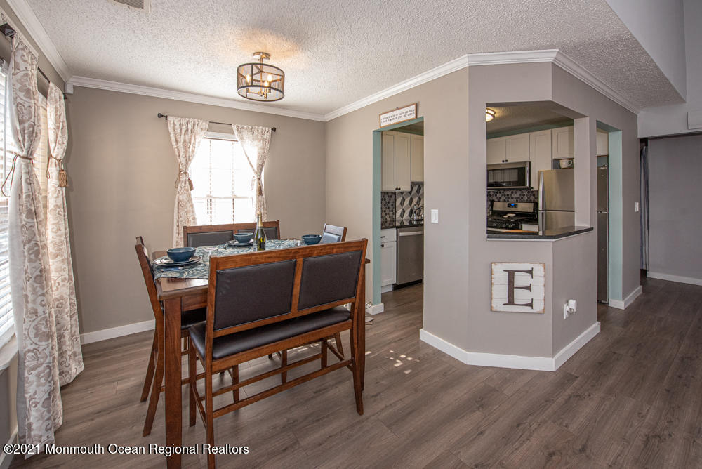 116 Azalea Circle Jackson, NJ 08527 - Photo 6 of 32 jt-9