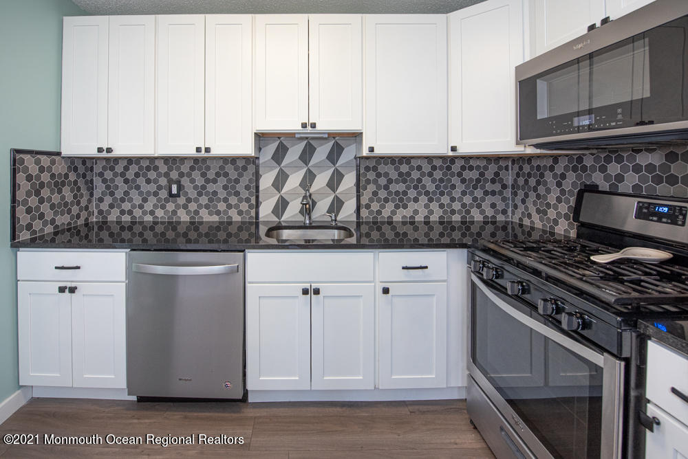 116 Azalea Circle Jackson, NJ 08527 - Photo 7 of 32 jt-10