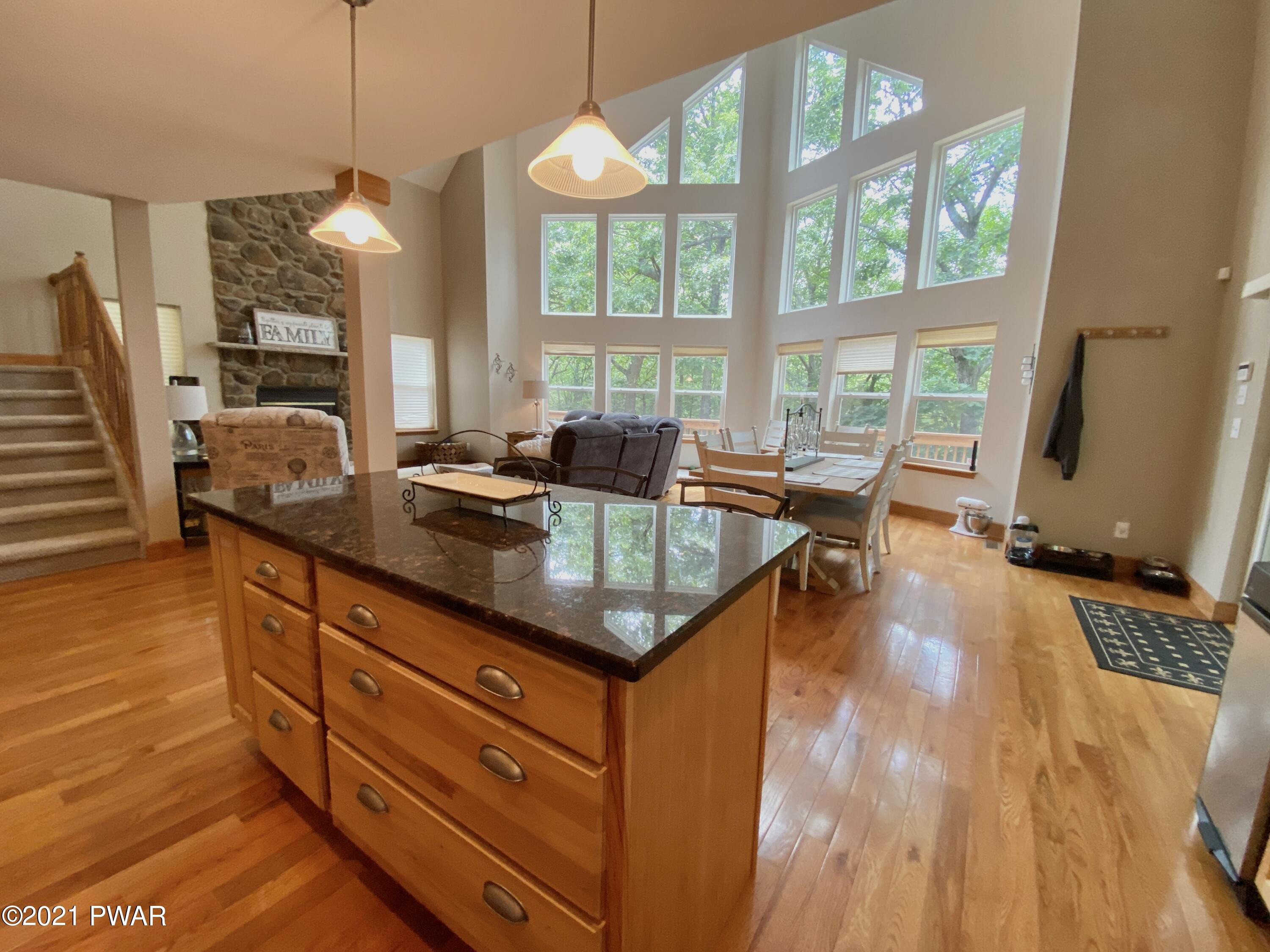 312 Lakeview Road Lackawaxen, PA 18435 - Photo 10 of 45 IMG_2877