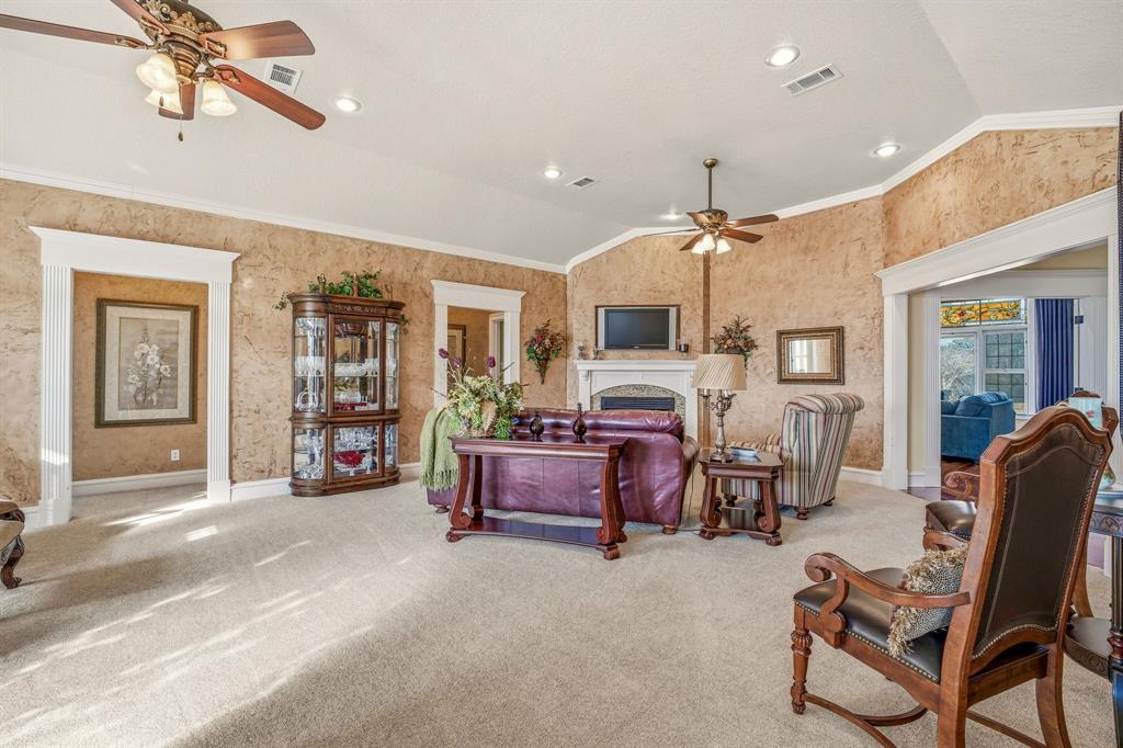 501 County Road 103 Comanche, TX 76442 - Photo 21 of 40 a living room with furniture