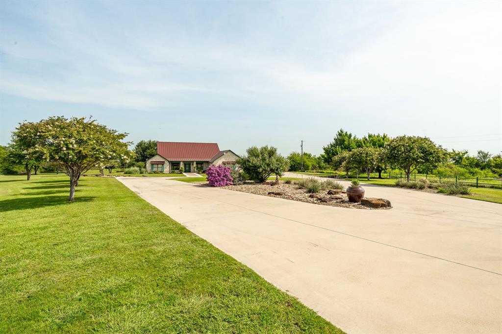 501 County Road 103 Comanche, TX 76442 - Photo 5 of 40