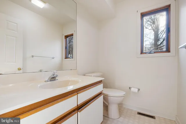 $585,000 | 100 Churchill Lane, Wilmington, DE 19808