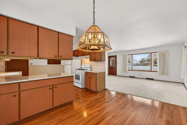 $280,000 | 362 State Street, Sheboygan Falls, WI 53085