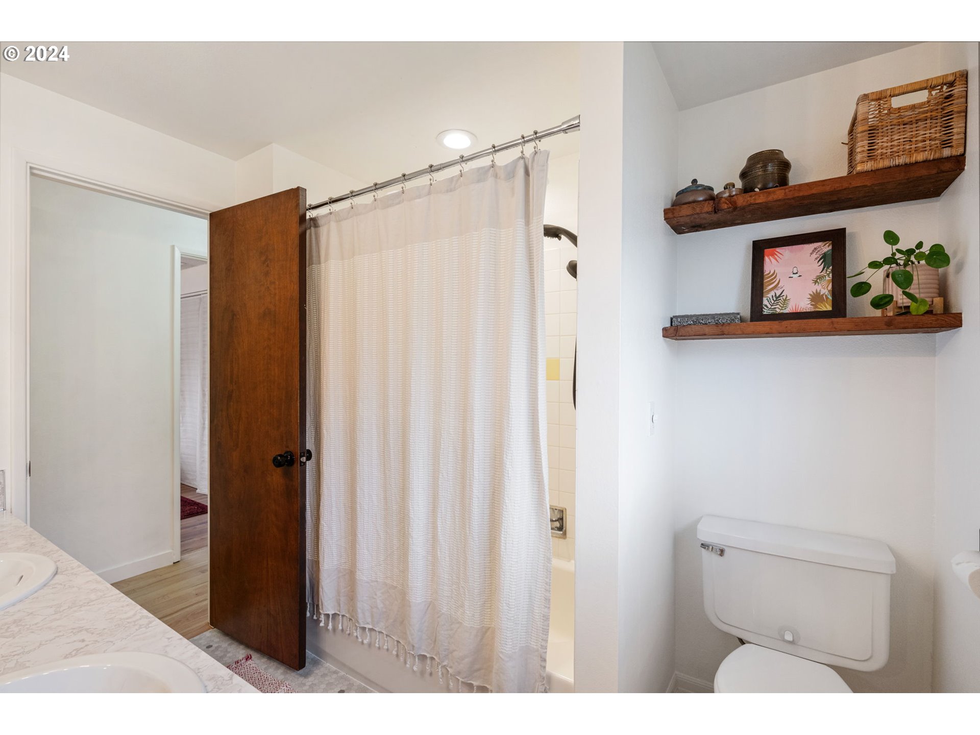12150 Southwest Cheshire Road Beaverton, OR 97008 - Photo 24 of 39 Gallery Image 24