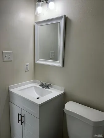 $93,000 | 505 North Monroe Street, Unit 8, Pacific, MO 63069