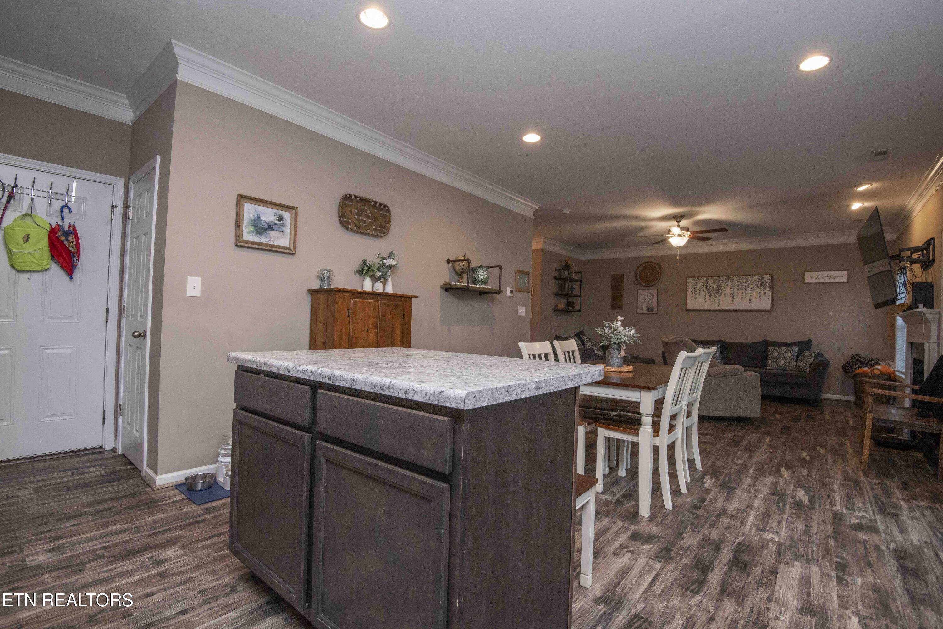 7633 Dupree Road Knoxville, TN 37920 - Photo 11 of 33 Kitchen 2