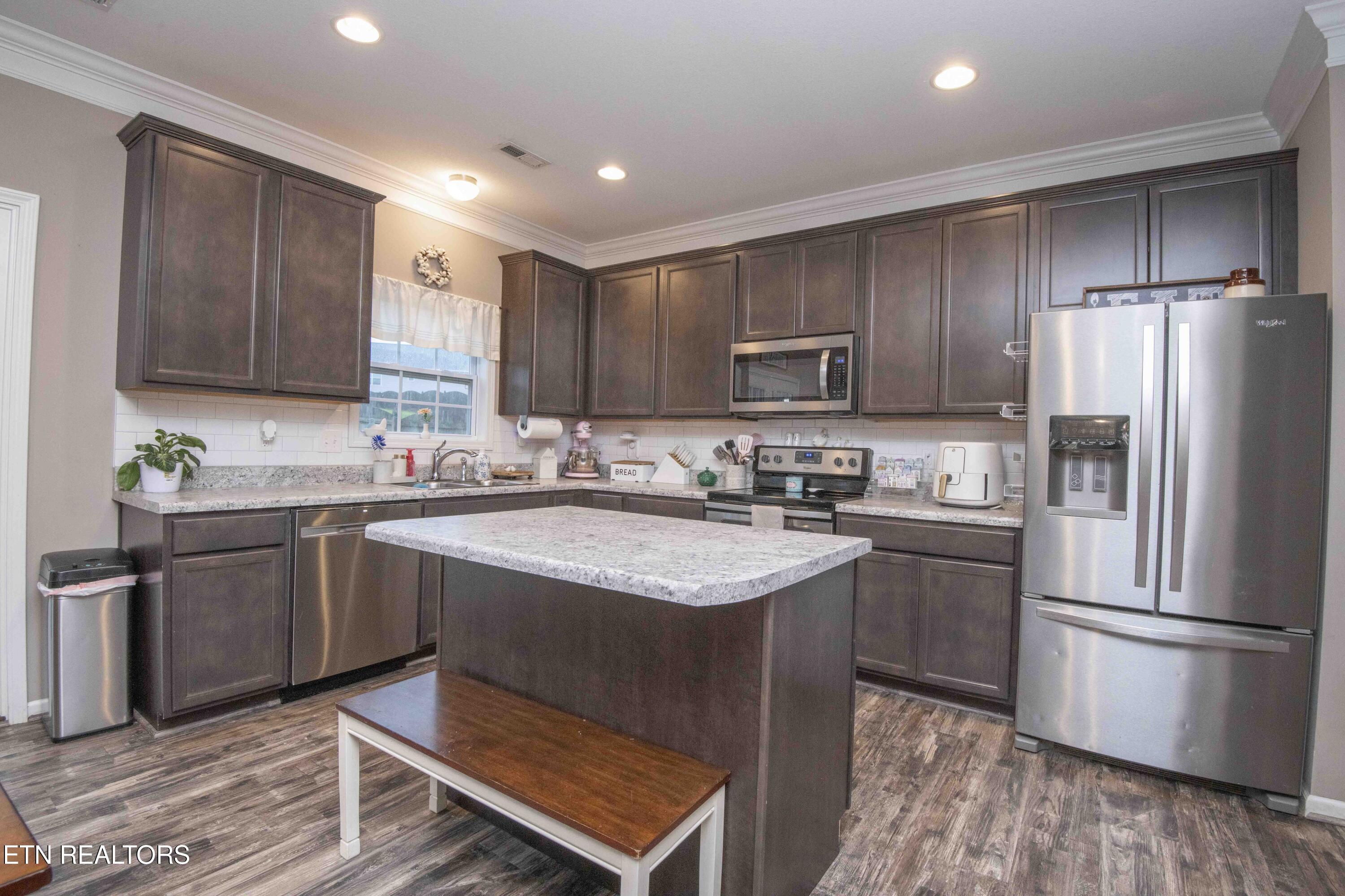 7633 Dupree Road Knoxville, TN 37920 - Photo 14 of 33 Kitchen 5