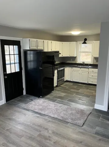 $479,000 | 13 Bullard Street, Hartford, VT 05001