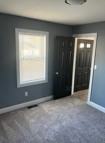 $479,000 | 13 Bullard Street, Hartford, VT 05001