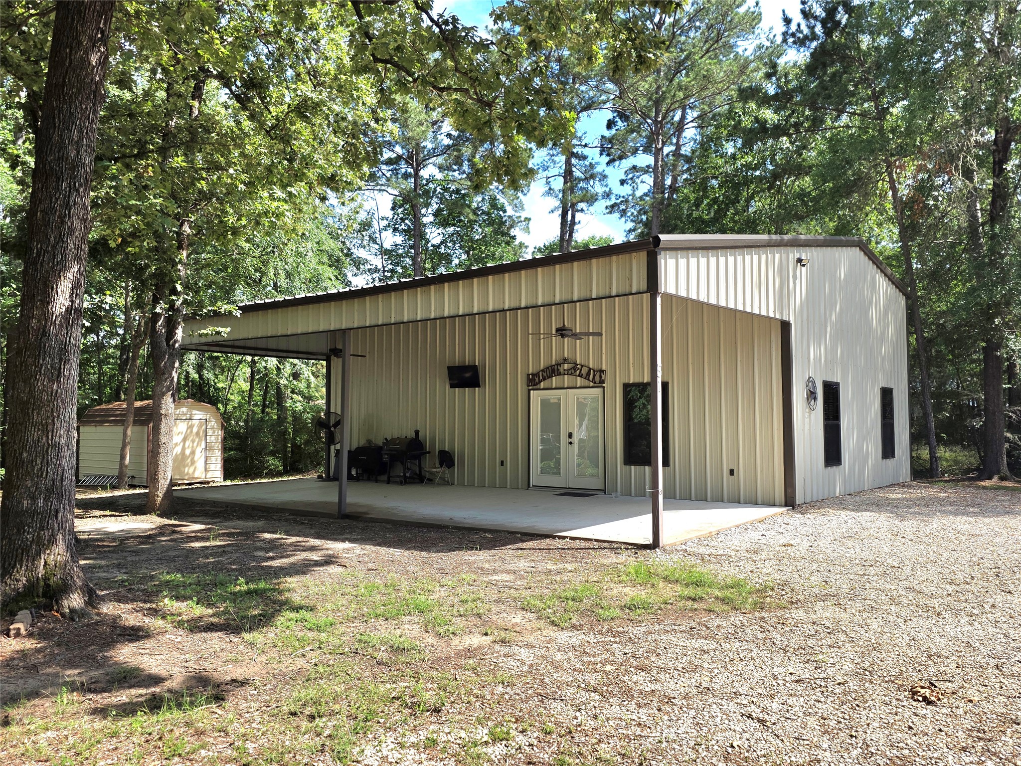 51 Roatan Drive Point Blank, TX 77364 - Photo 2 of 25