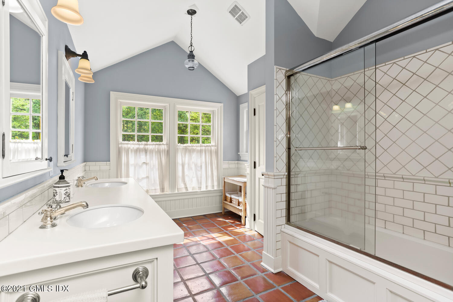 175 Cat Rock Road Cos Cob, CT 06807 - Photo 35 of 72 175 Cat Rock Rd Cos Cob CT-large-058-059