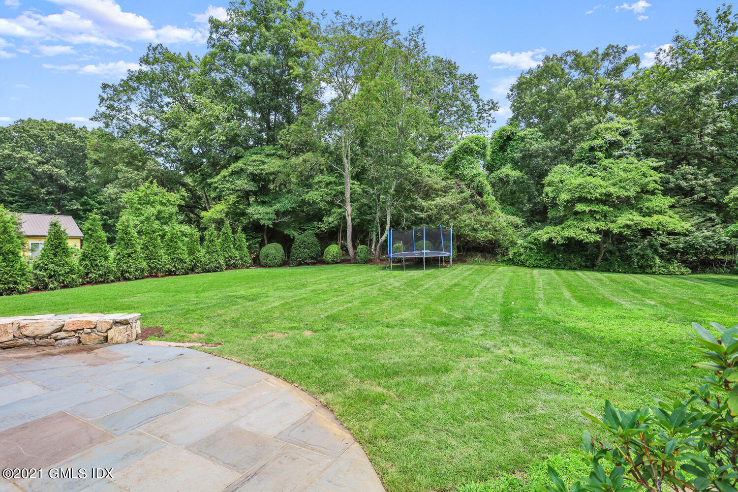175 Cat Rock Road Cos Cob, CT 06807 - Photo 50 of 72 175 Cat Rock Rd Cos Cob CT-large-078-012