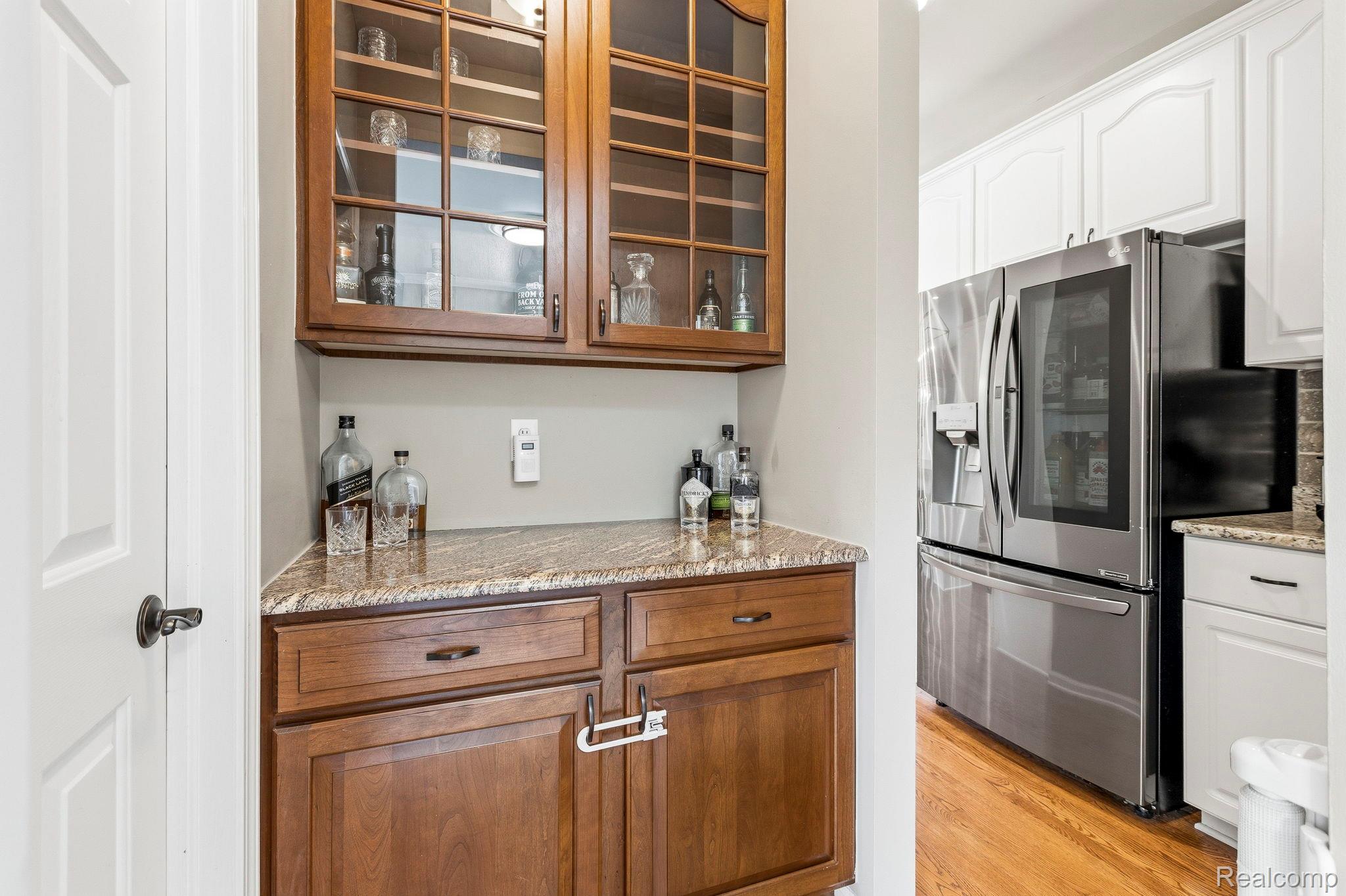 3772 Fawn Drive Rochester, MI 48306 - Photo 10 of 56 26-web-or-mls-3772 Fawn Dr - Interior (7 of 45).jpg