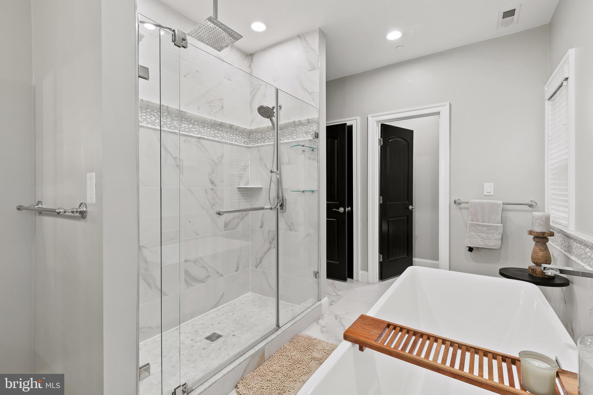 962 Old Annapolis Neck Road Annapolis, MD 21403 - Photo 20 of 54 Soaking Tub and Large Shower