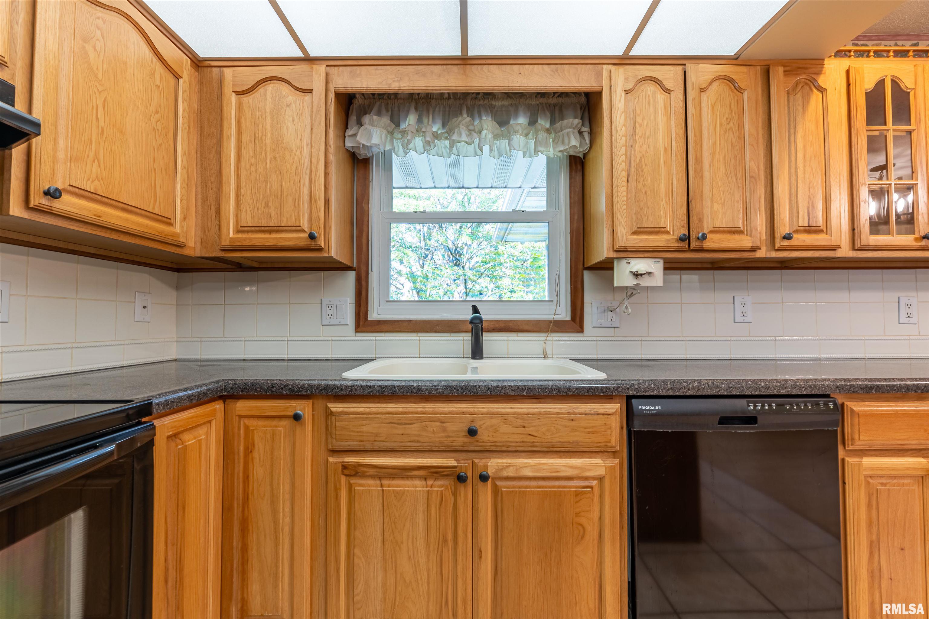 210 Riss Drive Normal, IL 61761 - Photo 14 of 39