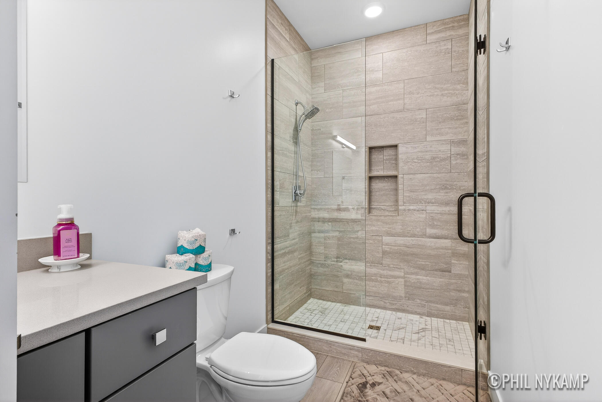 106 East Main Street Fennville, MI 49408 - Photo 23 of 30 106 East Main Unit 2_9