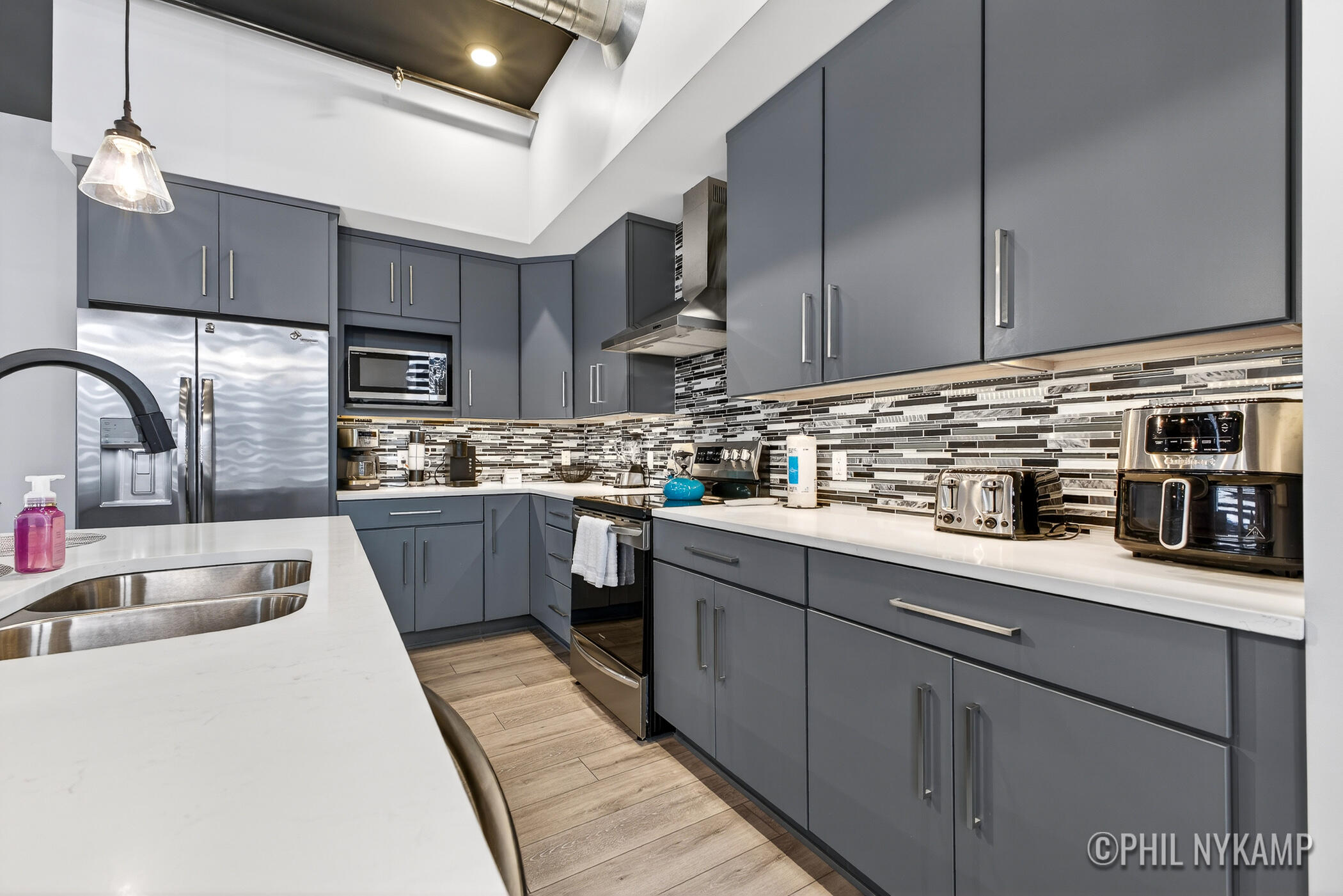 106 East Main Street Fennville, MI 49408 - Photo 7 of 30 106 East Main Unit 2_15