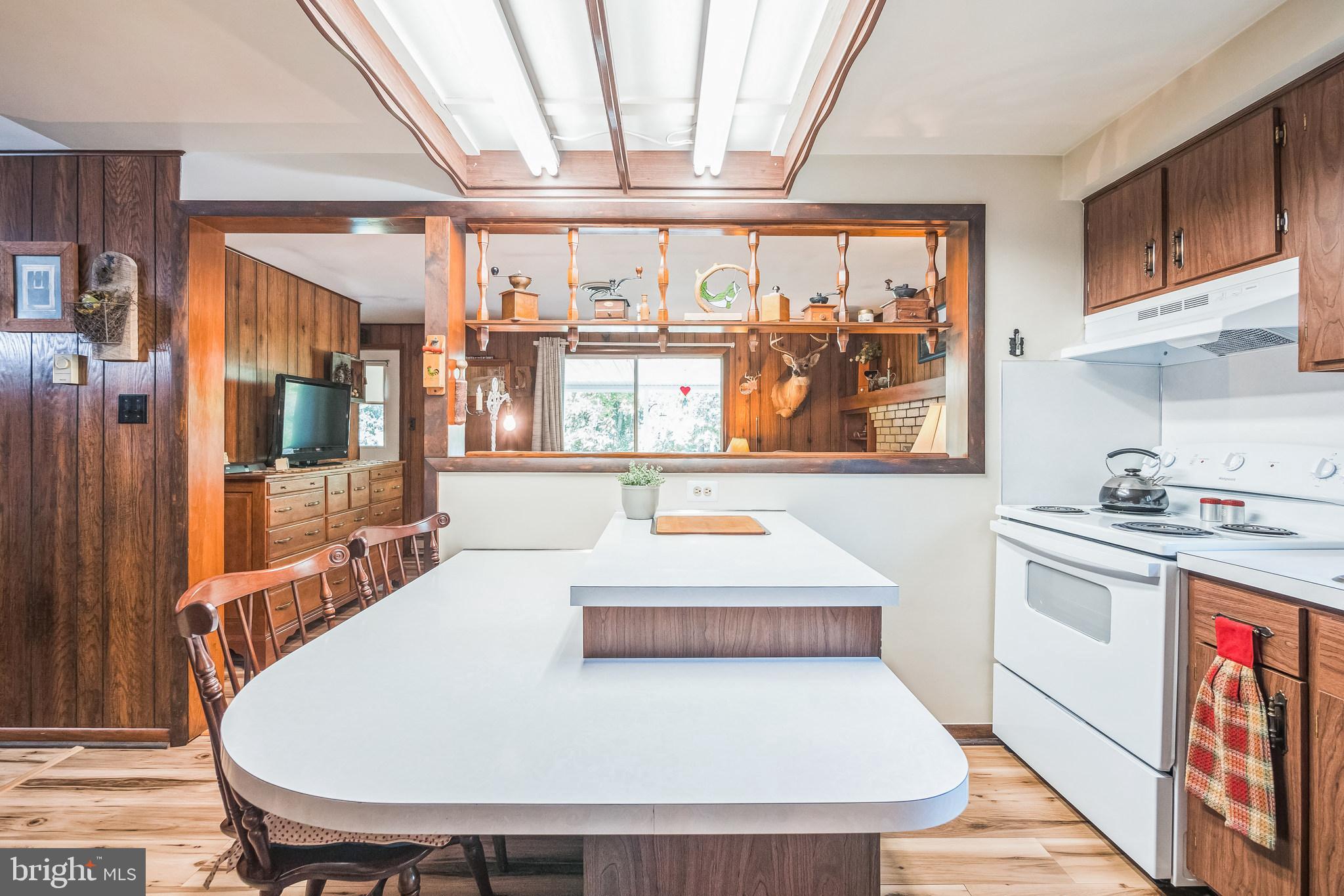 18605 Horseshoe Bend Road Sharpsburg, MD 21782 - Photo 11 of 46 Kitchen