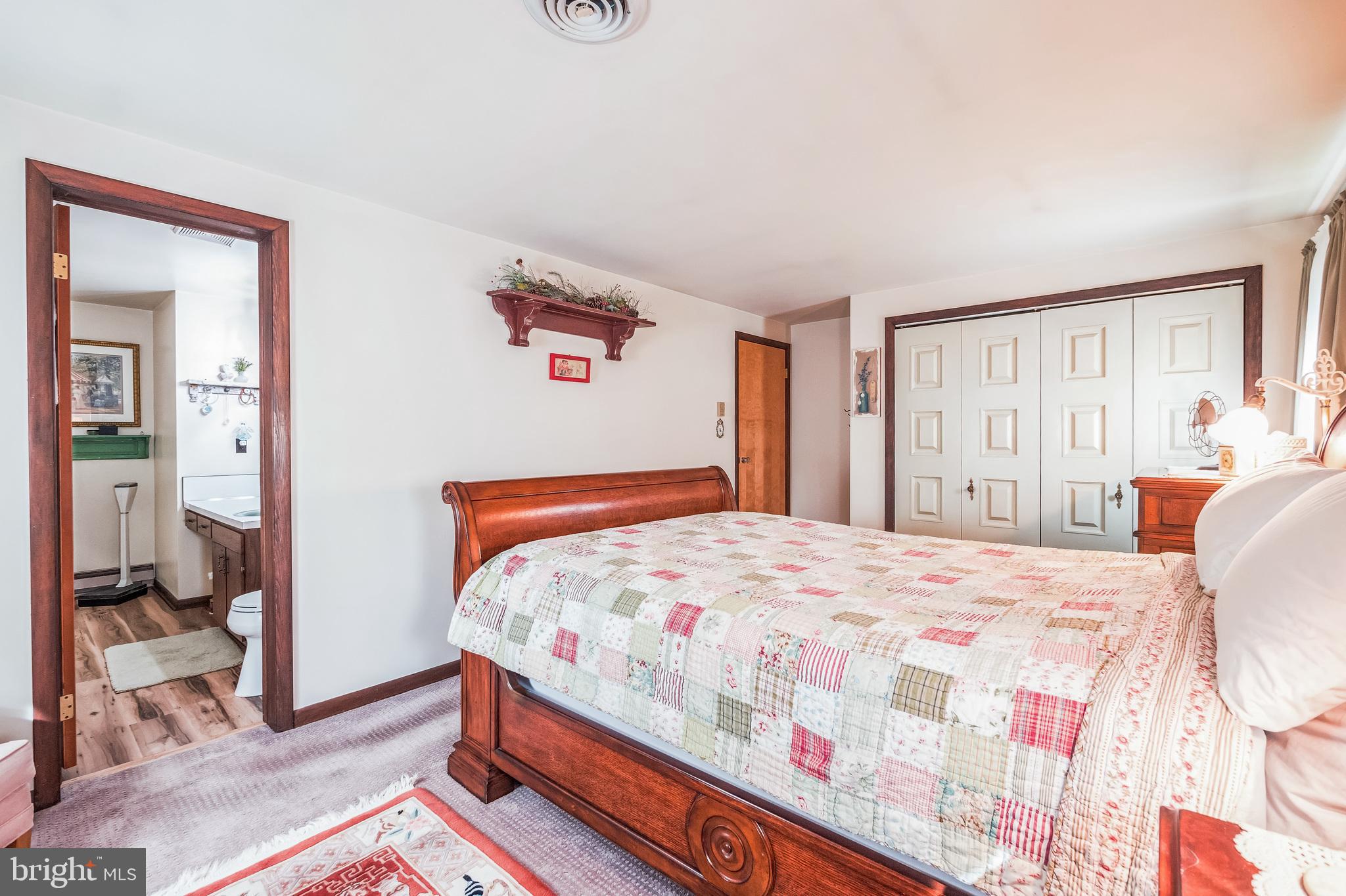 18605 Horseshoe Bend Road Sharpsburg, MD 21782 - Photo 17 of 46 Primary Bedroom