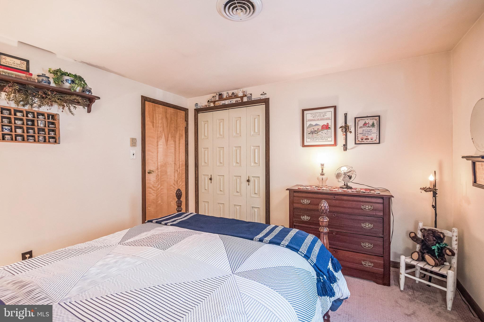 18605 Horseshoe Bend Road Sharpsburg, MD 21782 - Photo 20 of 46 Bedroom