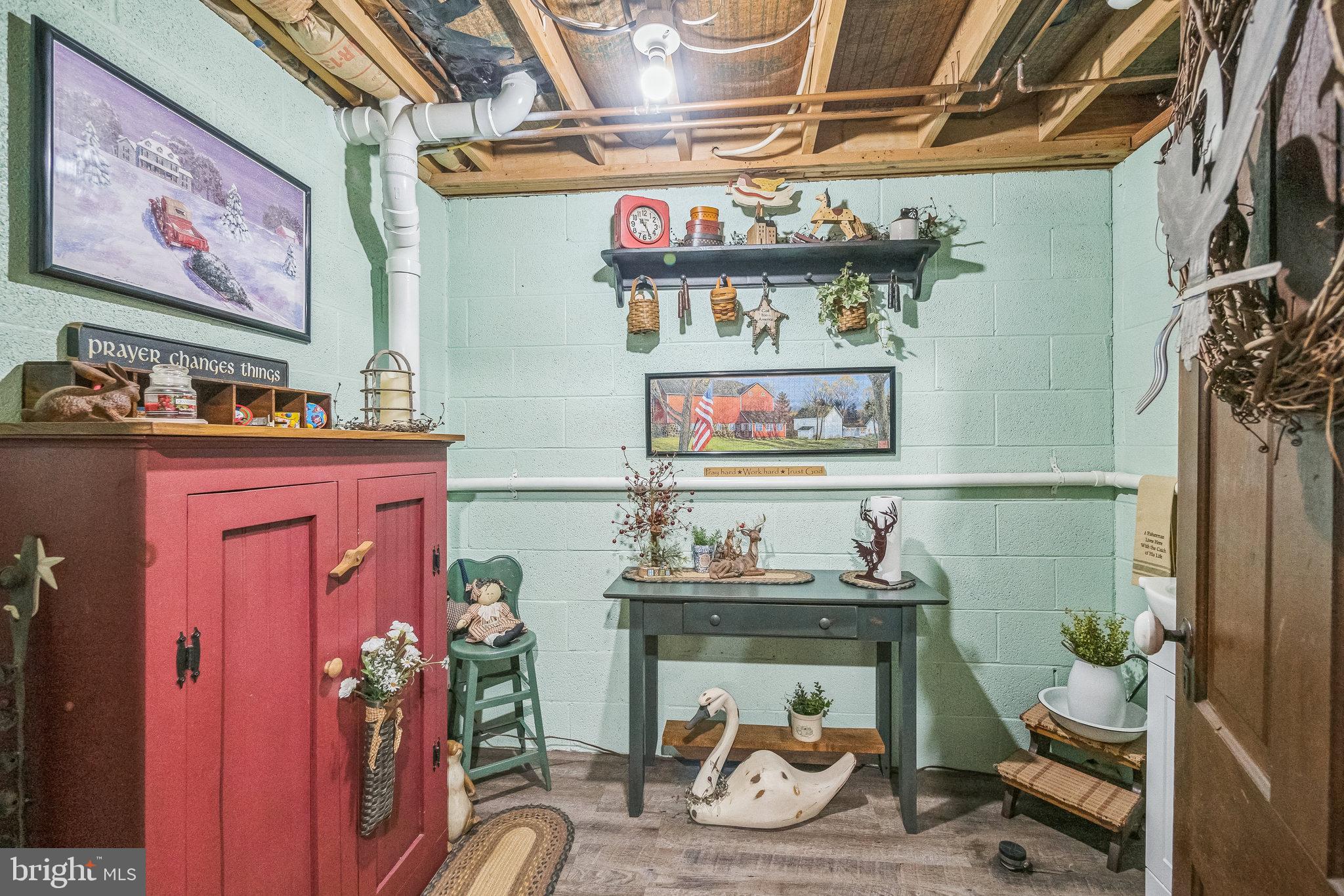 18605 Horseshoe Bend Road Sharpsburg, MD 21782 - Photo 27 of 46 Lower Level Half Bath