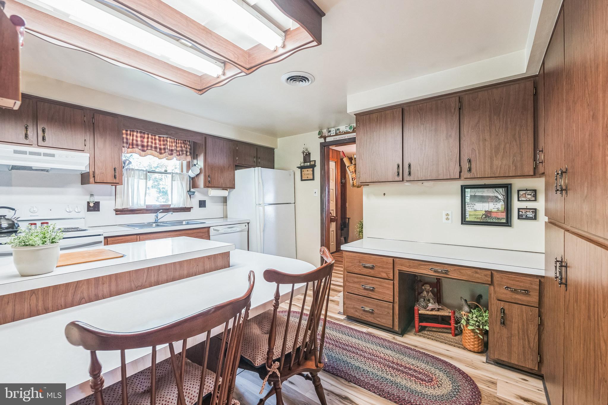 18605 Horseshoe Bend Road Sharpsburg, MD 21782 - Photo 8 of 46 Kitchen