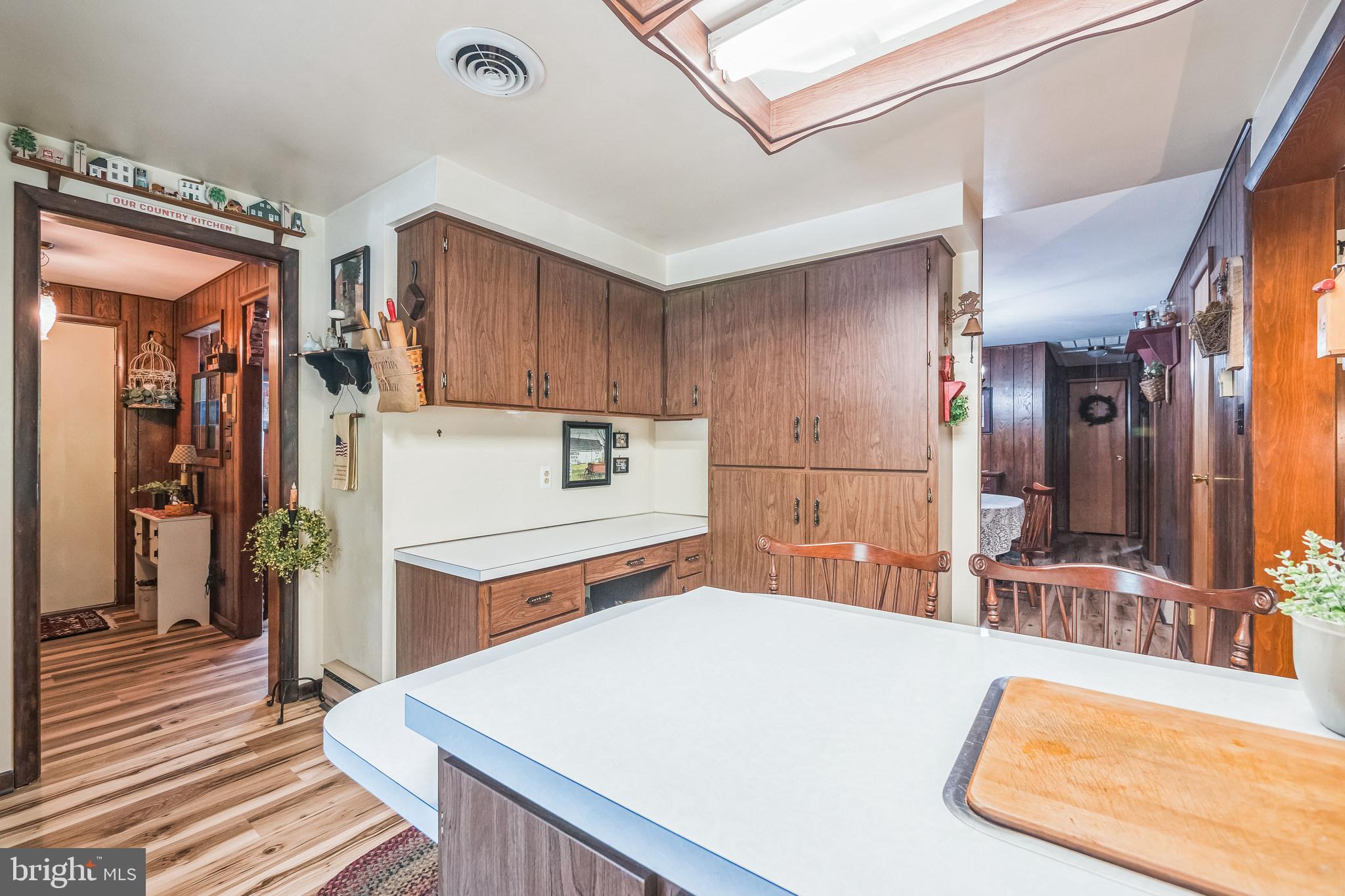 18605 Horseshoe Bend Road Sharpsburg, MD 21782 - Photo 10 of 46 Kitchen