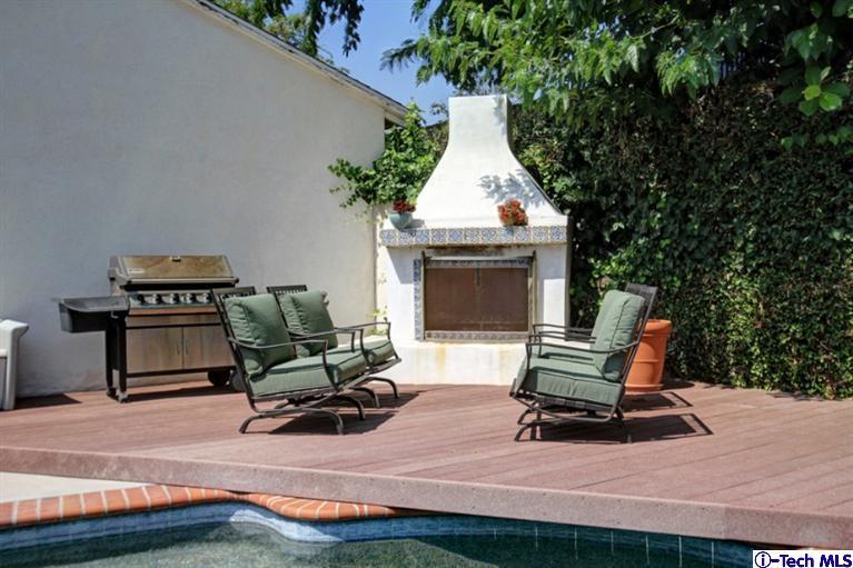 532 Alhambra Road San Gabriel, CA 91775 - Photo 25 of 28 a view of backyard with a patio