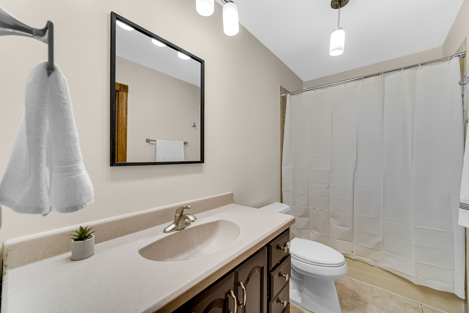 507 North Rumple Lane Addison, IL 60101 - Photo 14 of 27 Gallery Image 14