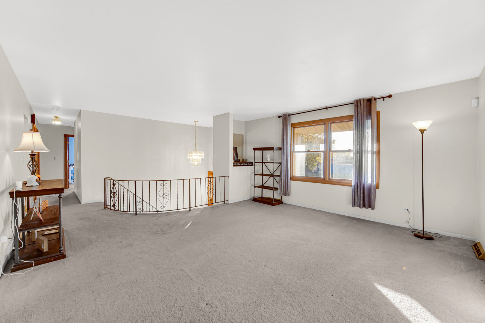 507 North Rumple Lane Addison, IL 60101 - Photo 4 of 27 Gallery Image 4